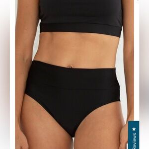NWT Women’s Hapari Black Bikini Bottoms Size Medium!!